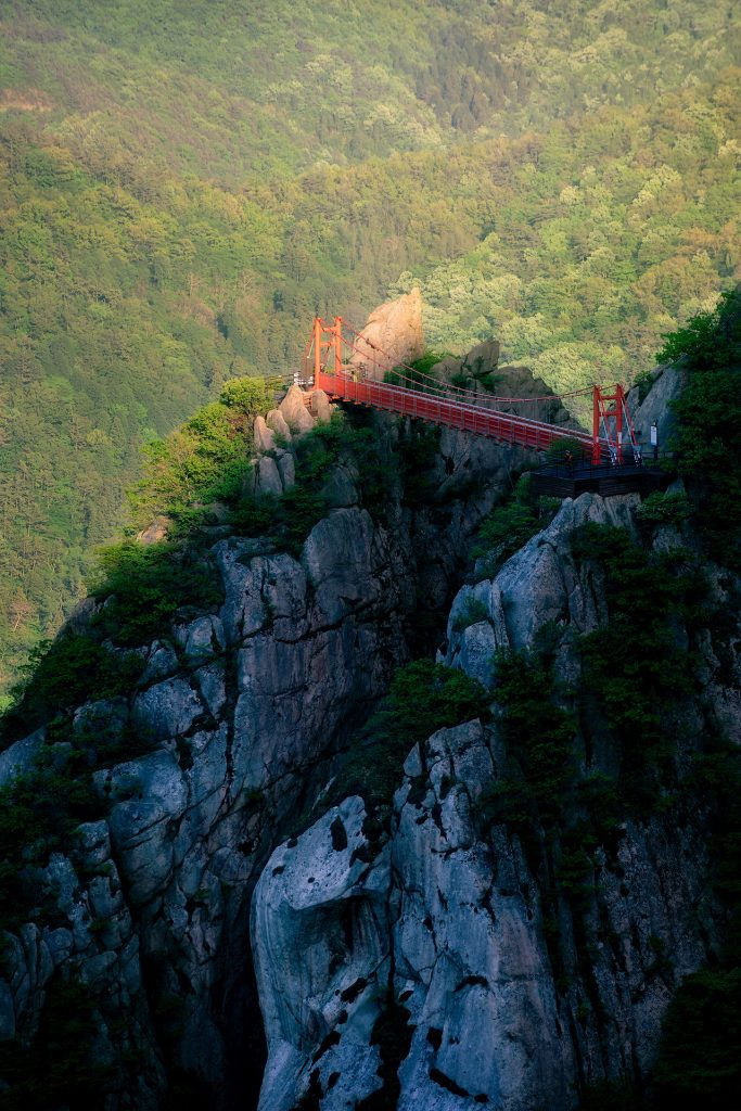 The "Cloud Bridge" on Wolchulsan