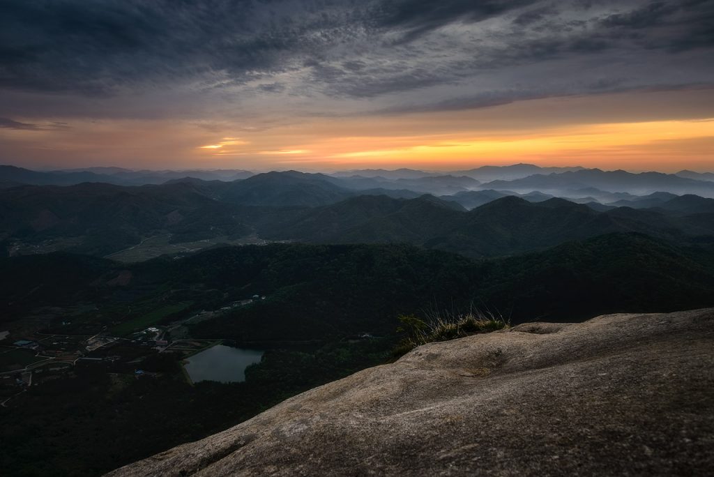 Sunrise from the slopes of Wolchulsan