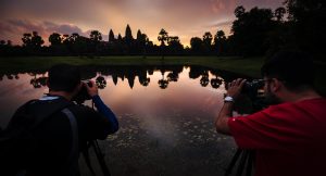 photographers_at_angkor_wat_sunrise