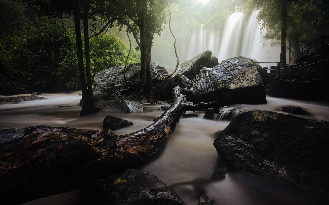 Take Stunning Long Exposure Photographs of Waterfalls